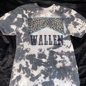 morgan wallen western t shirt, size small, brand: Gildan, good condition